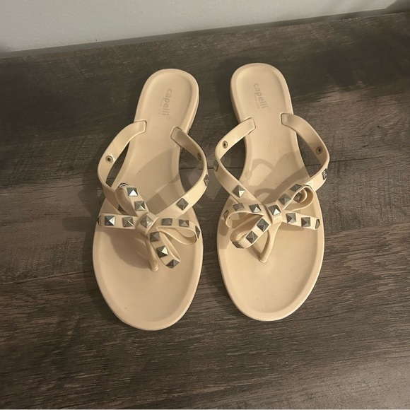 Women's Studded Jelly Flip Flop Size 8 - Picture 2 of 3